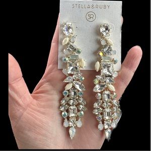 NWT STELLA & Ruby Earrings